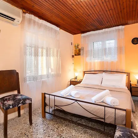 Sunset Retreat With Panoramic Sea Views Apartment *